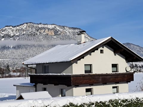 Property building, Winter