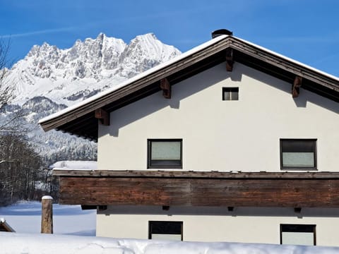 Property building, Winter