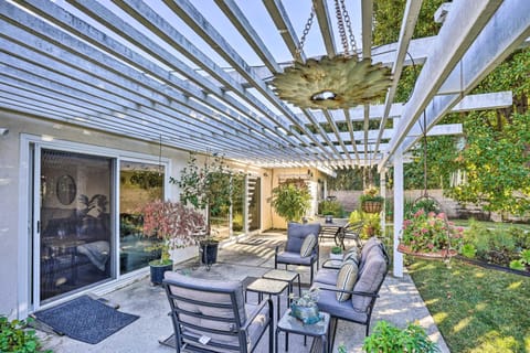 Chic Fountain Valley Getaway Near Theme Parks House in Fountain Valley