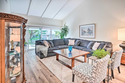 Chic Fountain Valley Getaway Near Theme Parks House in Fountain Valley