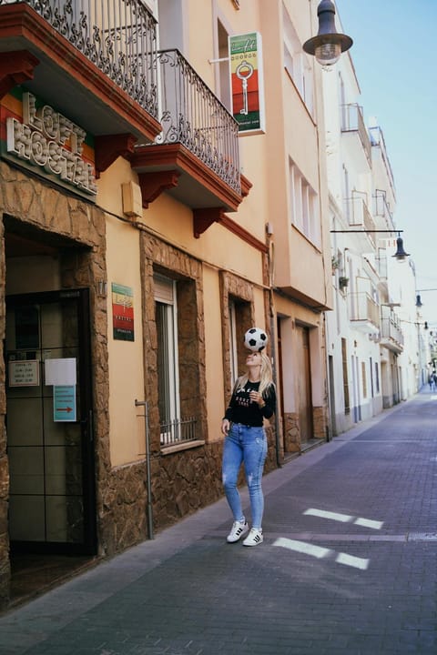 Day, Neighbourhood, Guests, Street view