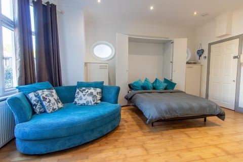 Living room, Bedroom