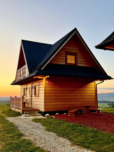 Property building, Day, Natural landscape