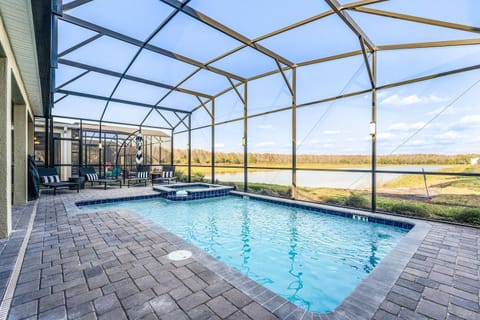 Patio, Pool view, Swimming pool, Swimming pool, sunbed