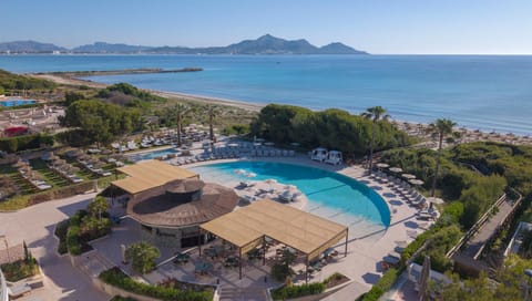 Restaurant/places to eat, Natural landscape, Bird's eye view, Summer, Solarium, Beach, Sea view, Swimming pool