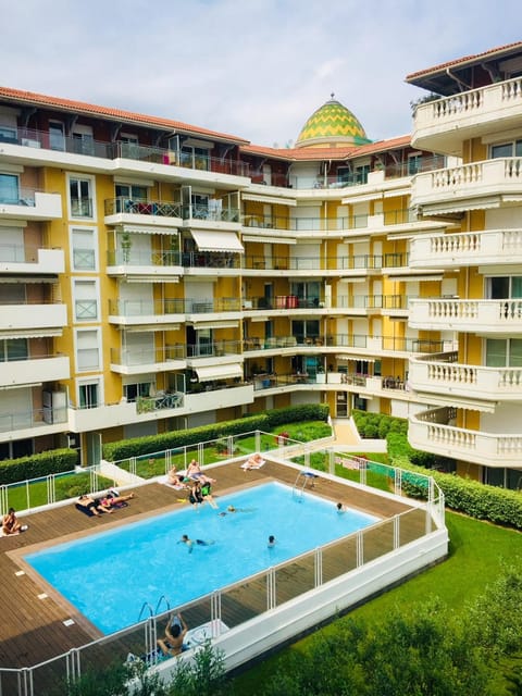 Pool view, Swimming pool, Swimming pool