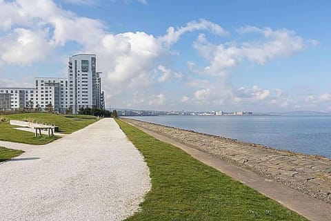 Property building, Sea view