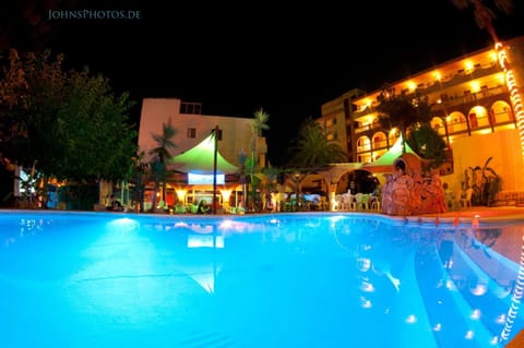 Night, Swimming pool, Swimming pool