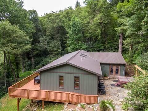 Snaggys Retreat House in Boone