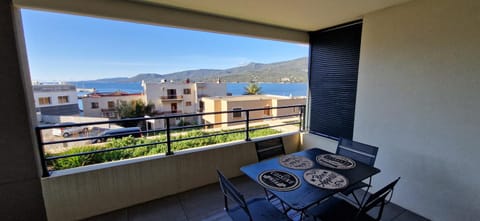 Patio, Dining area, Mountain view, Sea view