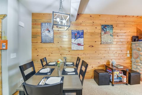 Patio and Mountain Views Central Grand Lake Condo! Apartment in Grand Lake