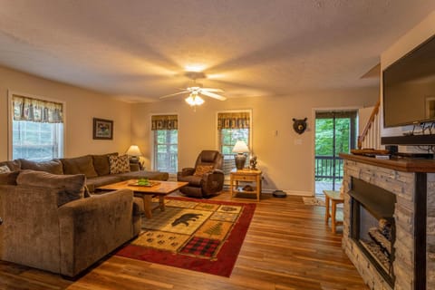 Adventure Awaits House in Seven Devils