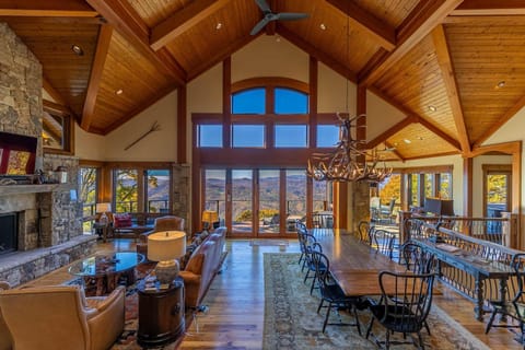 Heavenly Daze at Eagles Nest House in Beech Mountain