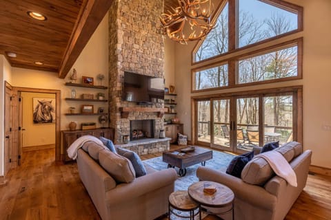 Antler Ridge at Eagles Nest House in Beech Mountain