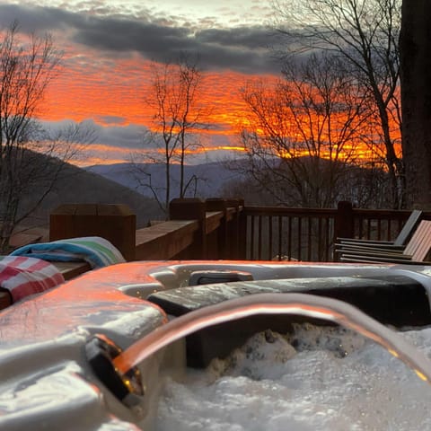 Mountain Vistas at Eagles Nest House in Watauga