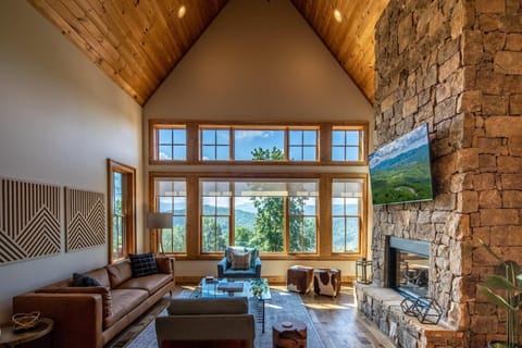 Mountain Vistas at Eagles Nest House in Watauga