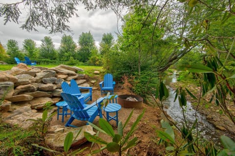 Maynard Rocks IV at Elk Creek House in Banner Elk