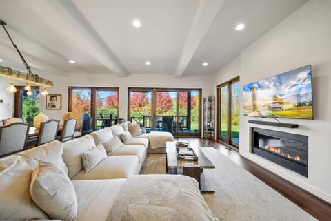 Maynard Rocks IV at Elk Creek House in Banner Elk