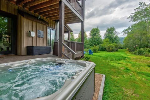 Maynard Rocks IV at Elk Creek House in Banner Elk