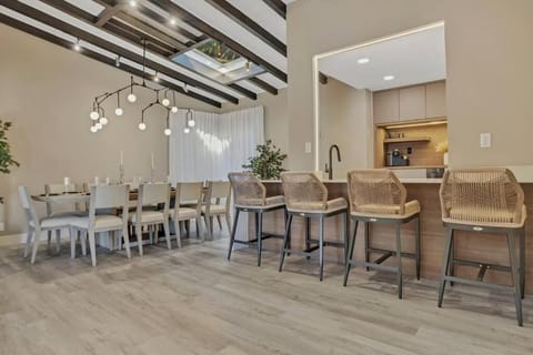 Stunning 2 Story Villa with Pool House in Wilton Manors