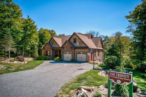 The Trinity at Sugar Mountain House in Sugar Mountain