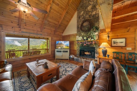 Appalachian Satisfaction House in Brushy Fork