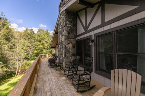 Banner Elk Lodge House in Banner Elk