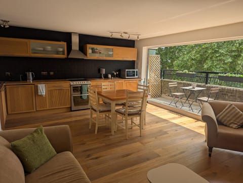 Balcony/Terrace, Kitchen or kitchenette, Living room