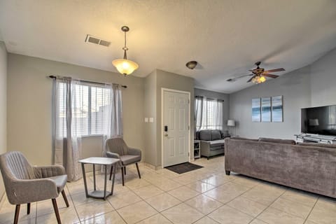 Albuquerque Home about 6 Mi to Old Town! House in Albuquerque