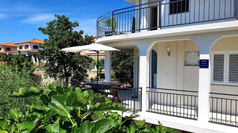 Property building, Summer