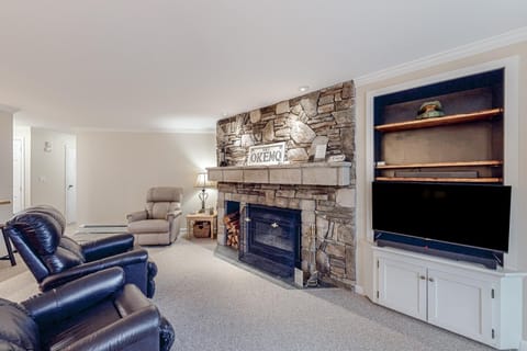 Vermont's Finest - Brookhaven F4 Apartment in Ludlow