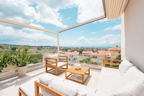 Day, Natural landscape, View (from property/room), Balcony/Terrace, Seating area