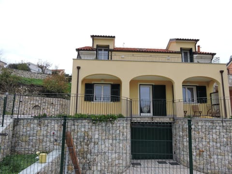 Ca' du riàn Apartment in Loano