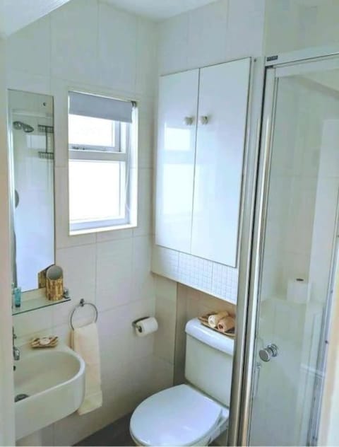 Beautiful Ground floor apartment with Parking, Exeter Apartment in Exeter