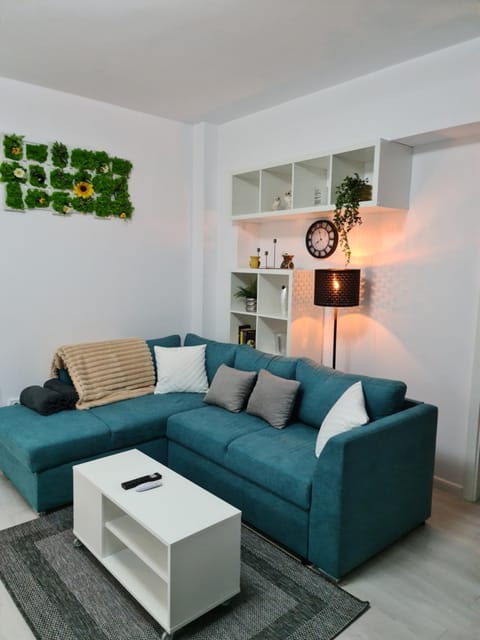 TV and multimedia, Seating area