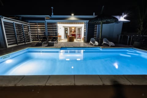Night, Pool view, Swimming pool, sunbed