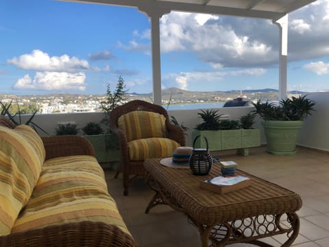 View (from property/room), Balcony/Terrace, Seating area