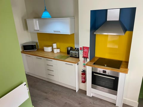 Chequer - seafront 1 bed ground floor garden flat Apartment in Cleethorpes