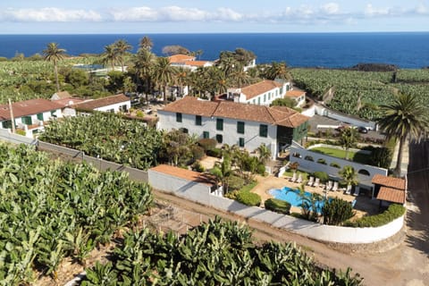 Property building, Bird's eye view, Garden view, Pool view, Sea view