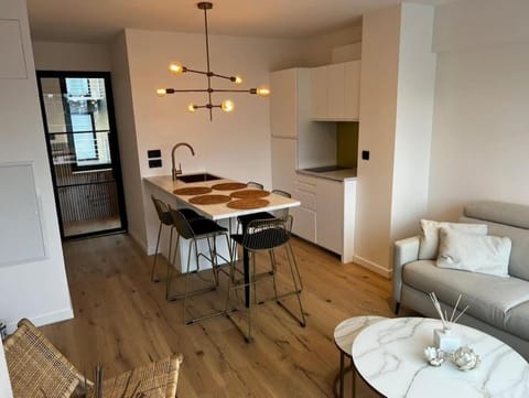 Kitchen or kitchenette, Living room, Dining area
