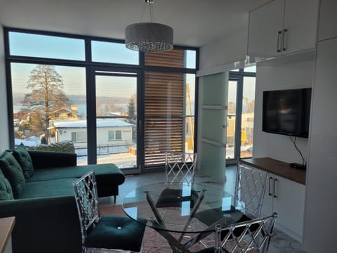 Apartament Turystyczny z widokiem na jezioro Apartment in Pomeranian Voivodeship