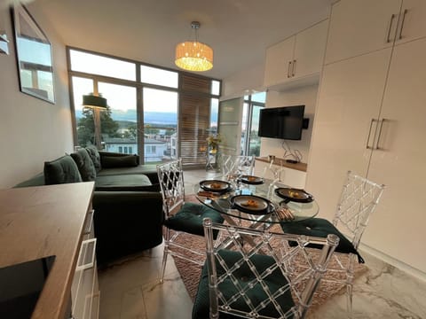 Apartament Turystyczny z widokiem na jezioro Apartment in Pomeranian Voivodeship