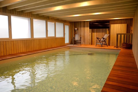 Swimming pool, Swimming pool