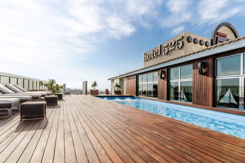 Balcony/Terrace, Swimming pool, Swimming pool