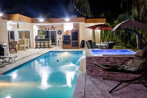 Patio, Night, Hot Tub, Balcony/Terrace, Pool view, Swimming pool, sunbed