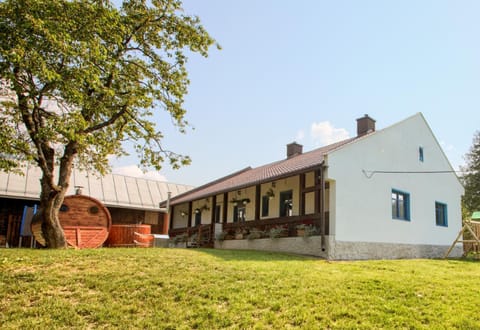 Property building, Natural landscape, Children play ground, Hot Tub, Sauna