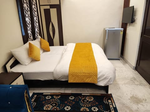 Bed, Bedroom, wardrobe