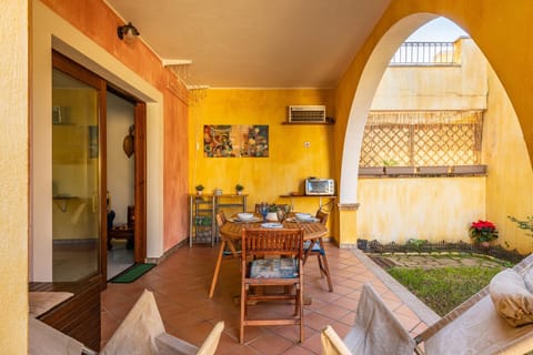 Property building, Living room