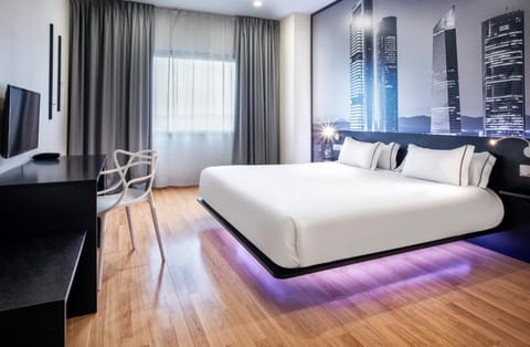 TV and multimedia, Bedroom, heating, safe, air conditioner