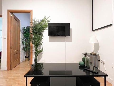 TV and multimedia, Kitchen or kitchenette, Dining area